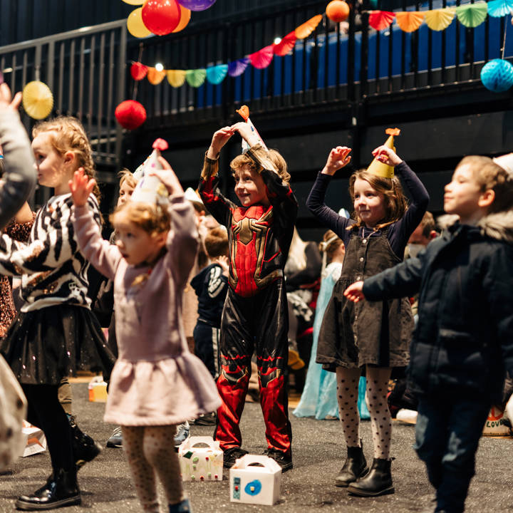 Engagement Hokey Cokey